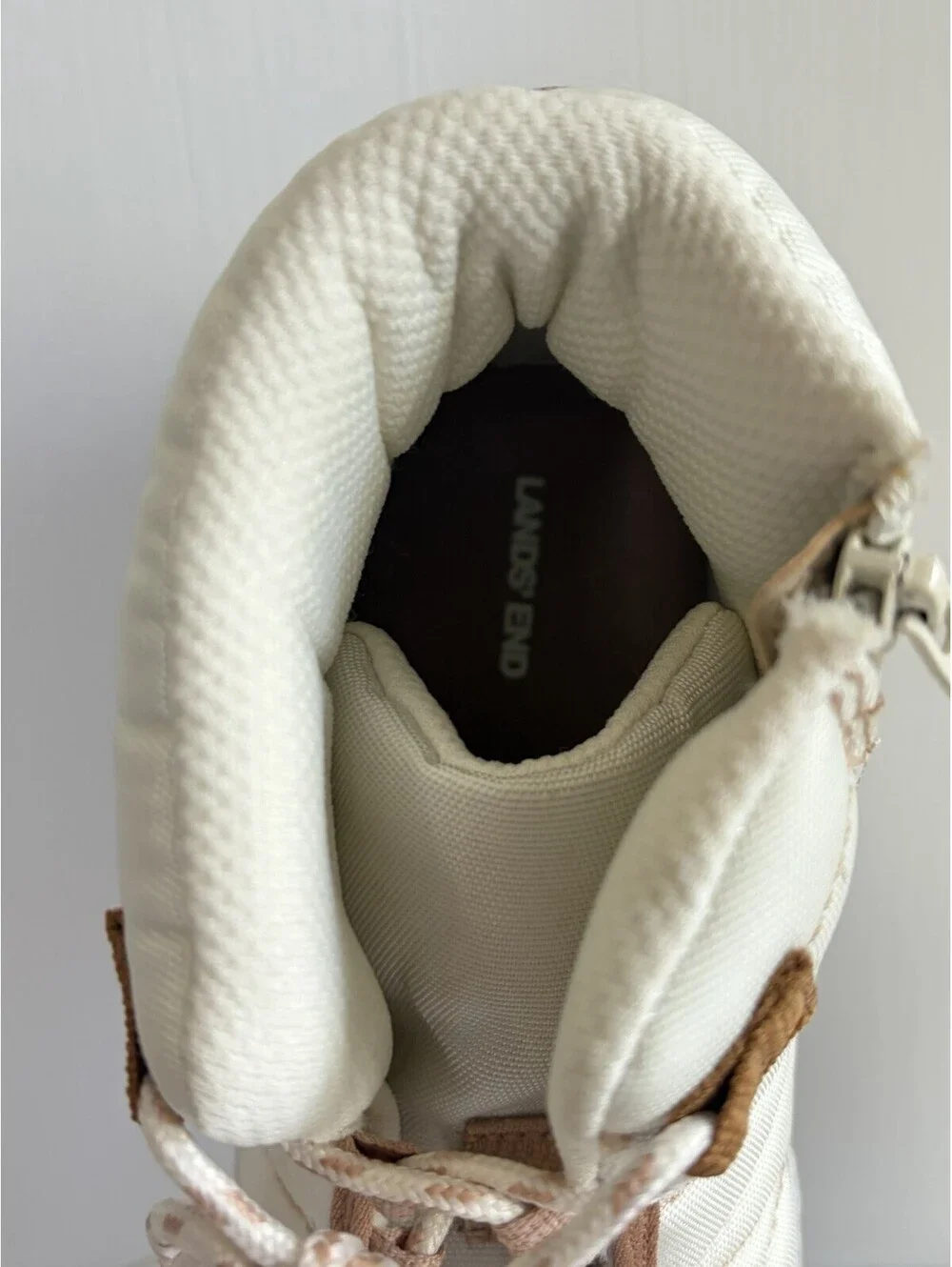 NWOT Land's End Quilted Snow Boot Antique Alabaster 532383 Women's Size 9